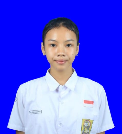 Foto PUTU AZALIA NISMARA